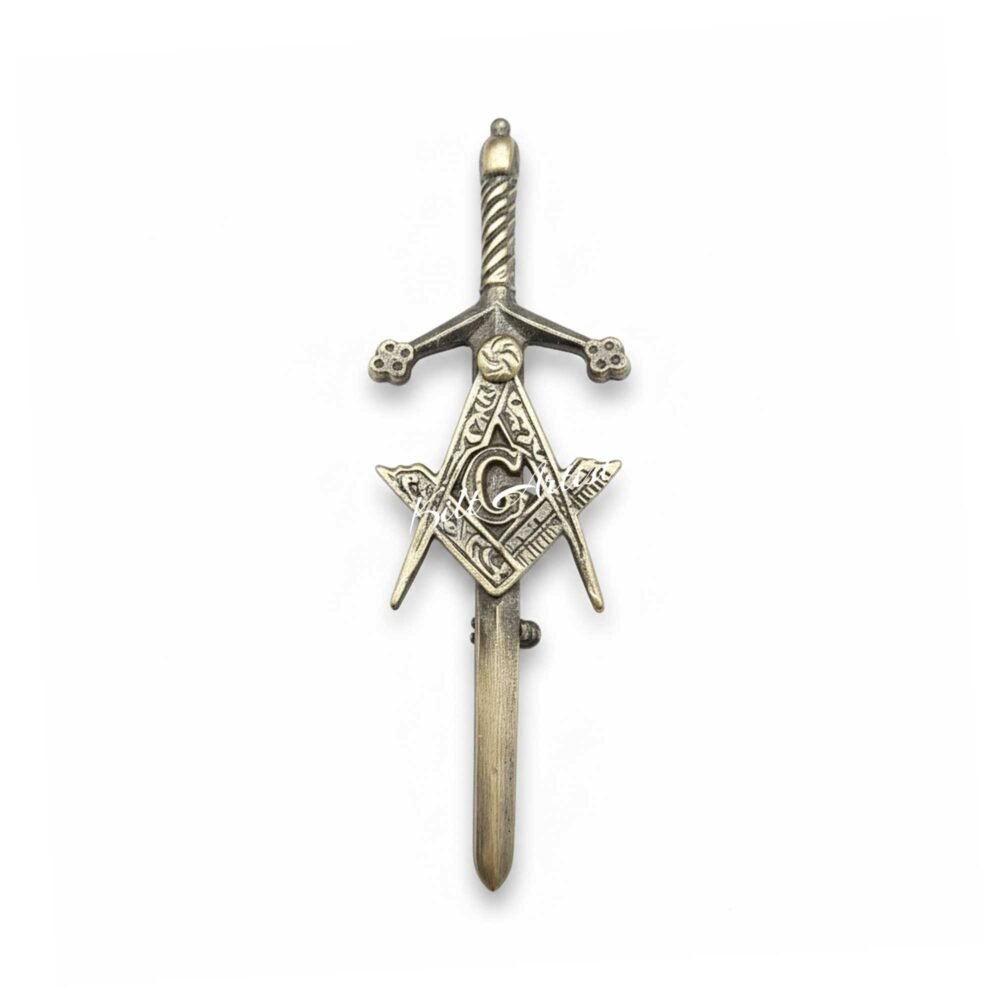 Scottish Masonic kilt pin